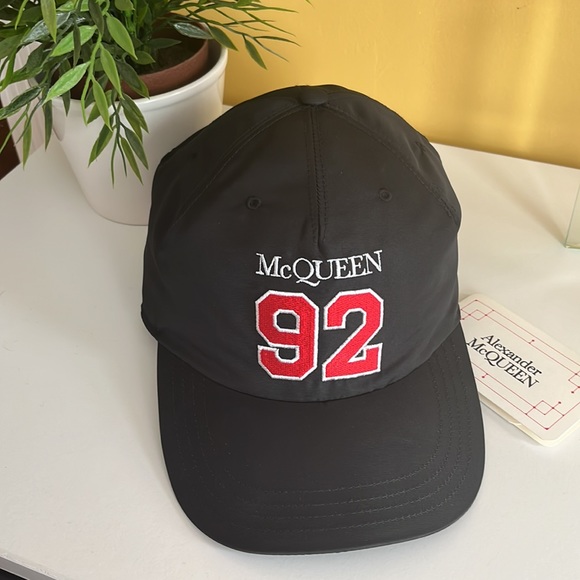 ALEXANDER MCQUEEN 92 LOGO EMBROIDERED SPORT BASEBALL HAT SIZE MEDIUM NEW - Picture 3 of 7